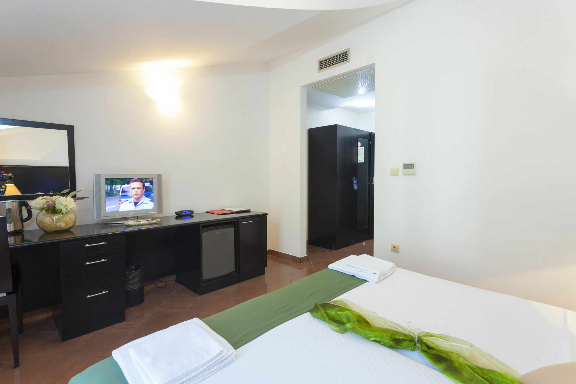 Hotel Milenij Makarska Zewnętrze zdjęcie